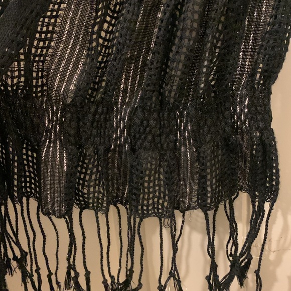 Black & Silver Fish Net Scarf - Picture 2 of 3